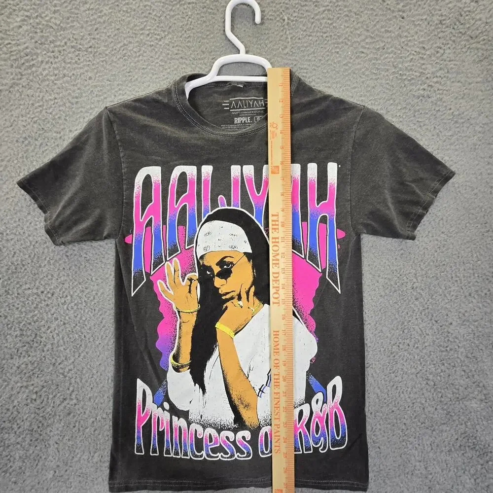 Aaliyah Shirt Adult Small Princess Of R&B Music Short Sleeve Graphic Rap Tee Gr